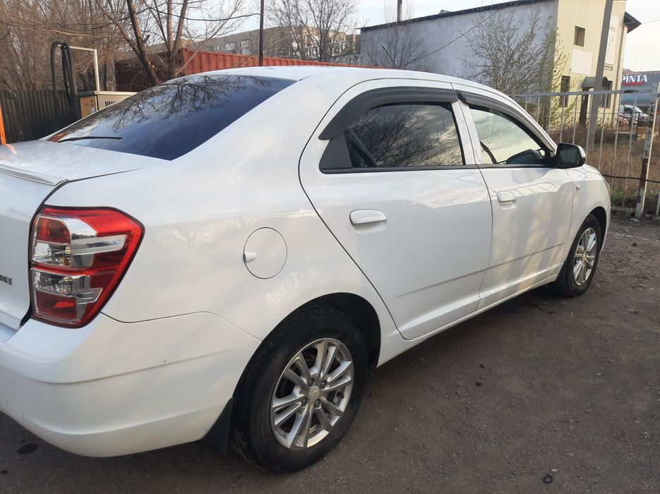 Шевролет кобальт