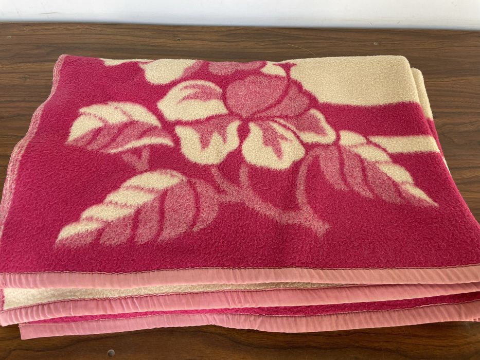 Продам одеяла дешево