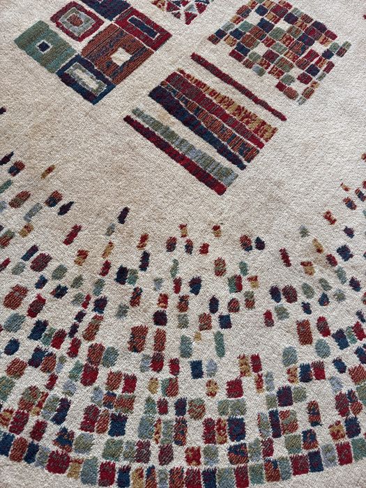 Covor rotund si colorat