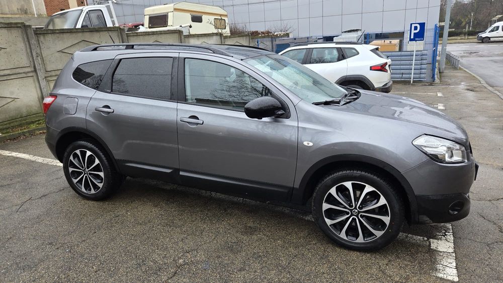 Nissan Qashqai +2