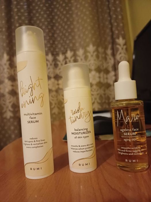 Rumi cosmetics serums