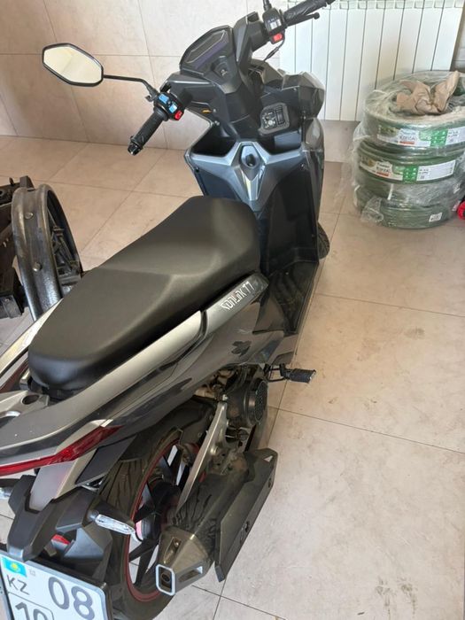 Продаю скутер Sonlink T7