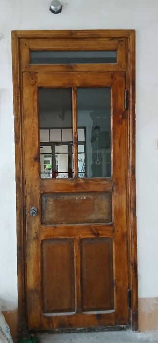 Тахтали  дераза ва эшик сотилади срочно