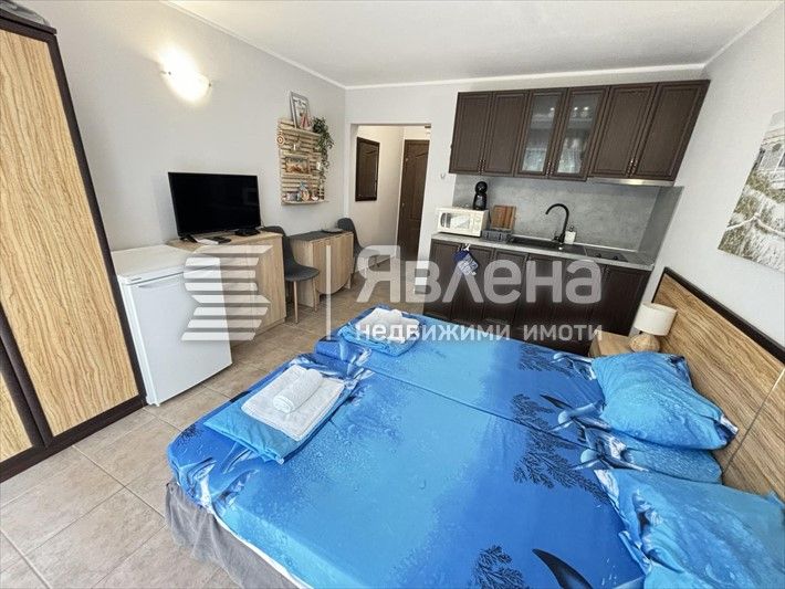 Продава се Едностаен апартамент в Несебър - 35 кв.м за 1572 €/кв.м - Снимка #2