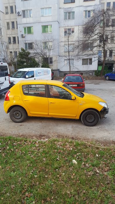 Дачия Сандеро 1.4 бензин