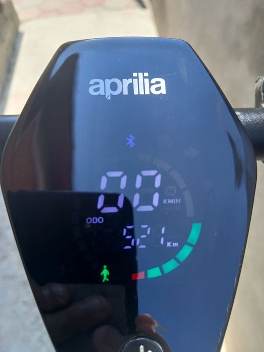 Trotinetă Electrică Aprilia, preț negociabil