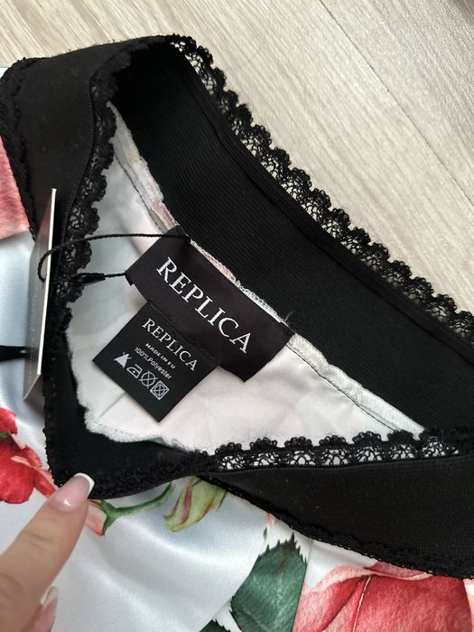Чисто нов луксозен комплект REPLICA с етикети