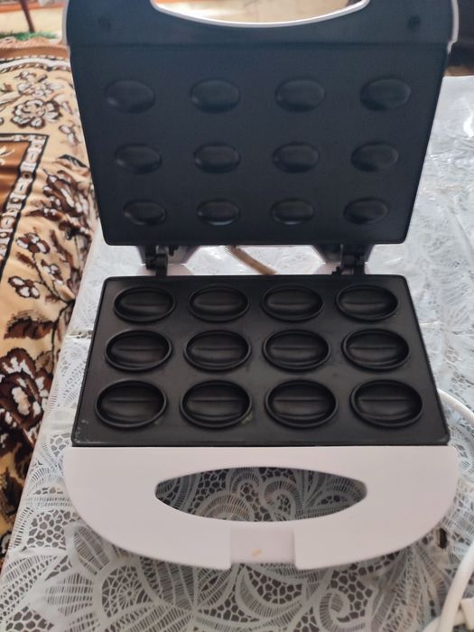 Продам элетроорешницу