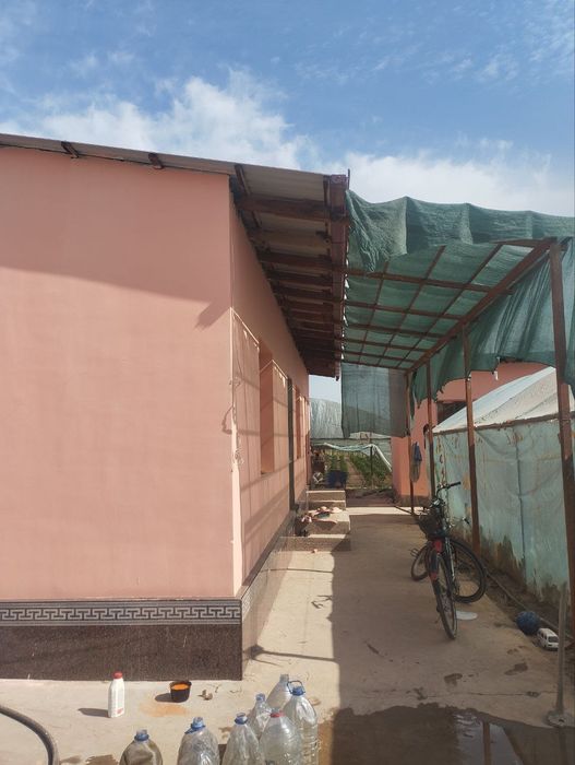 Уй сотилади теплицаси билан