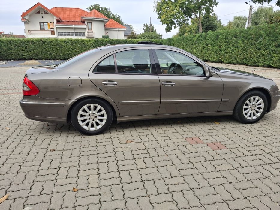Mercedes benz w211