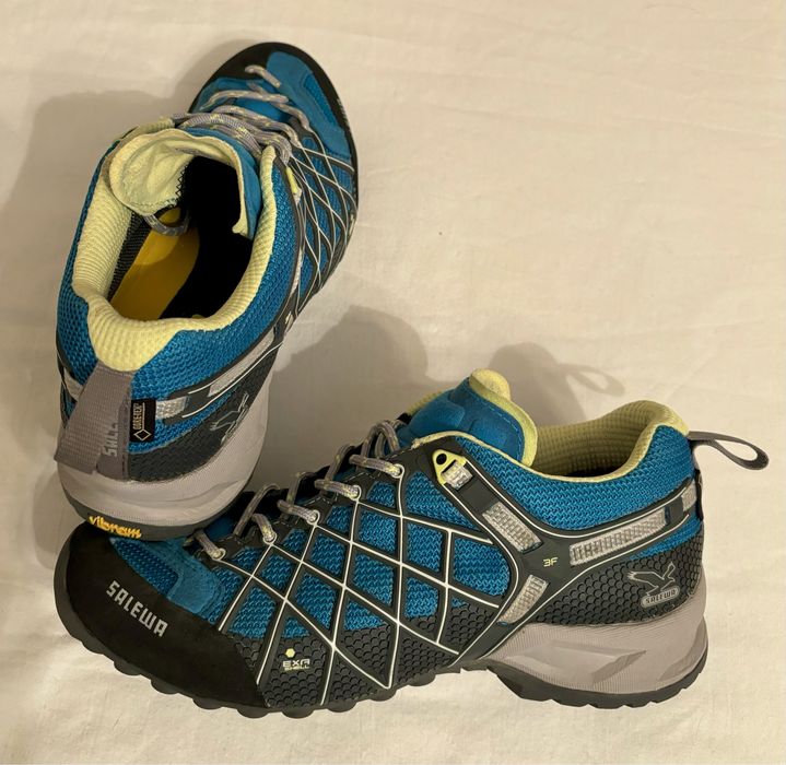 SALEWA номер 38,5 и La Sportiva 36 2/3, туристически обувки маратонки