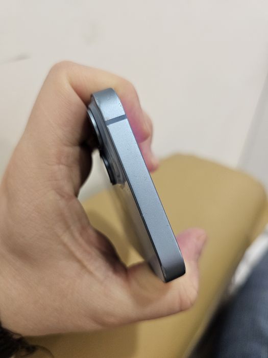 Vând Iphone 14 96% batetia