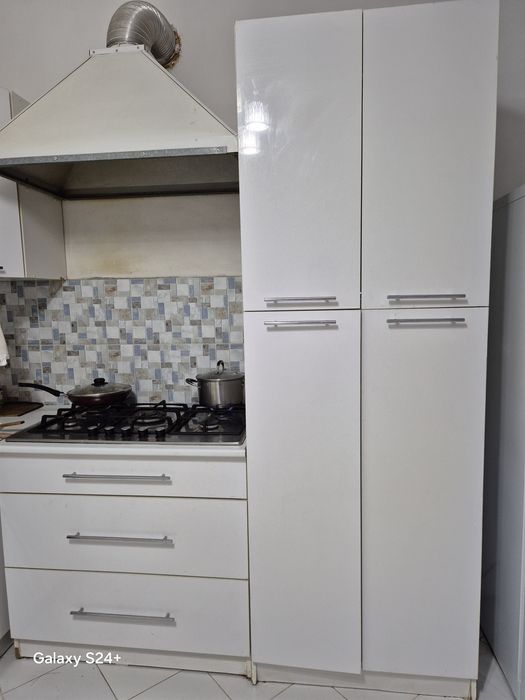 Продаётся кухня, состояние хорошее,  в полном комлекте