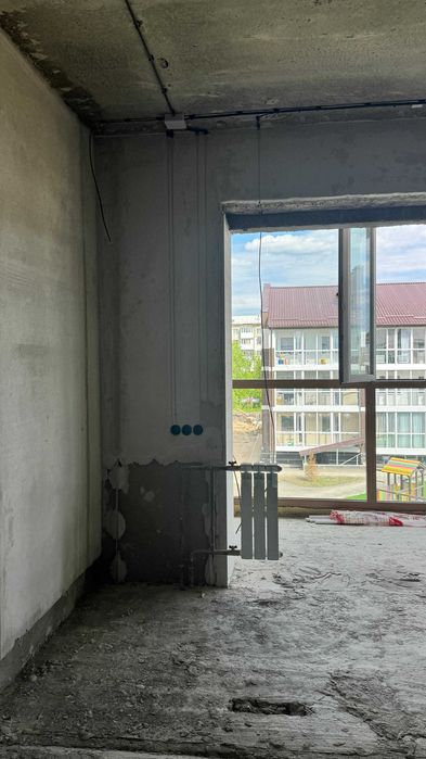 Продам 4-х комн квартиру