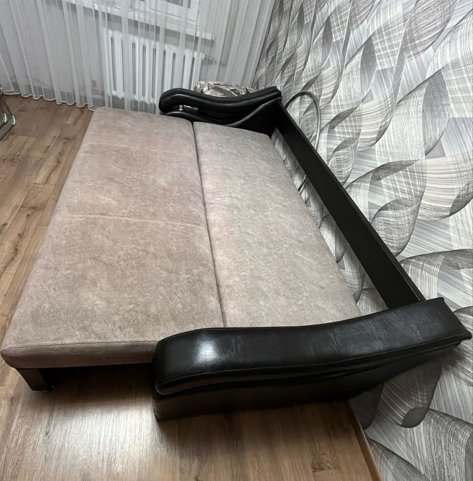 Диван, тахта