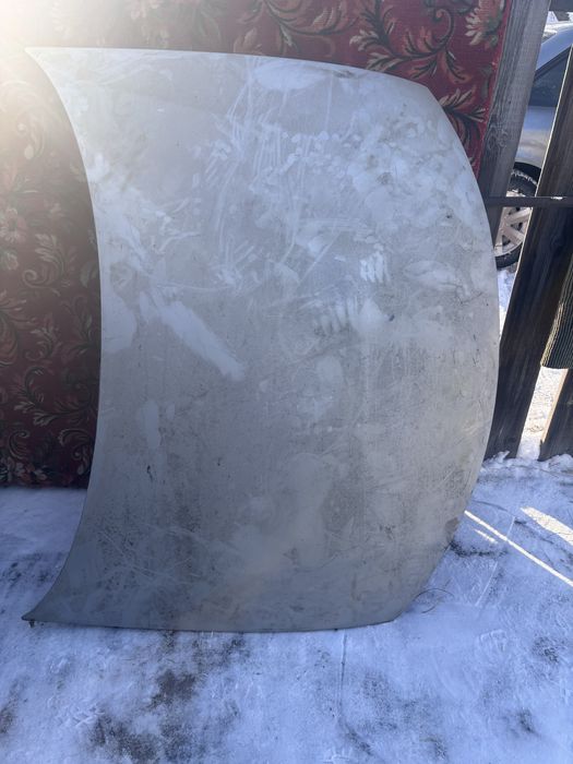 Продам капот на VW - passat b5