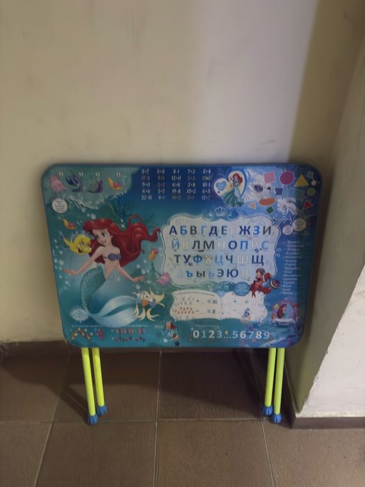 Парта или детский столик