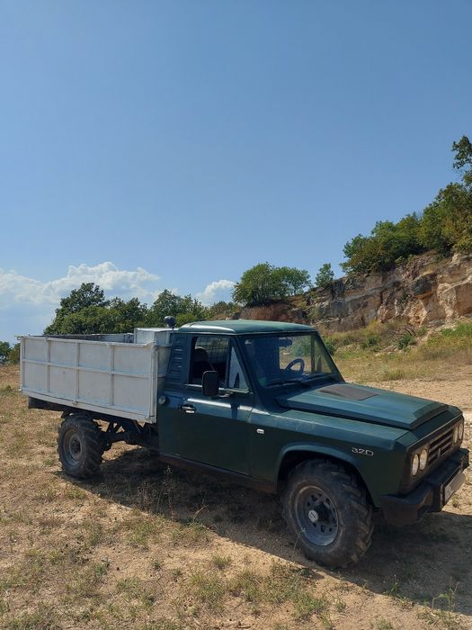 Aro 320 camionetă