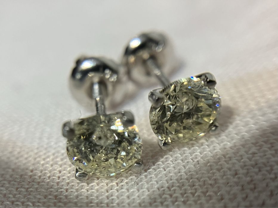 Серьги гвоздики, серьги бриллиантовые, серьги пусеты, серьги золотые