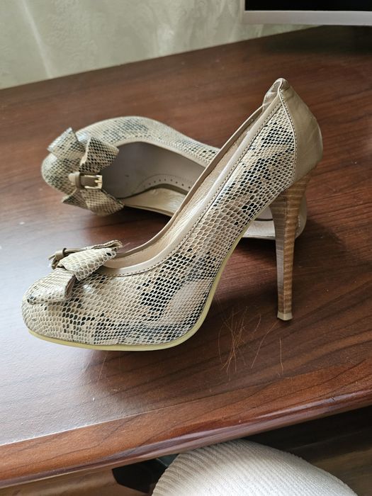 Туфли женские продам