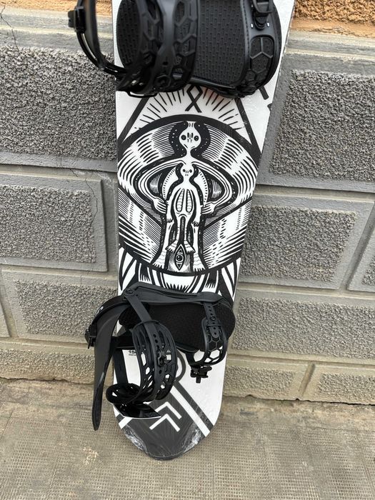 placa noua snowboard vimana the astro L154cm