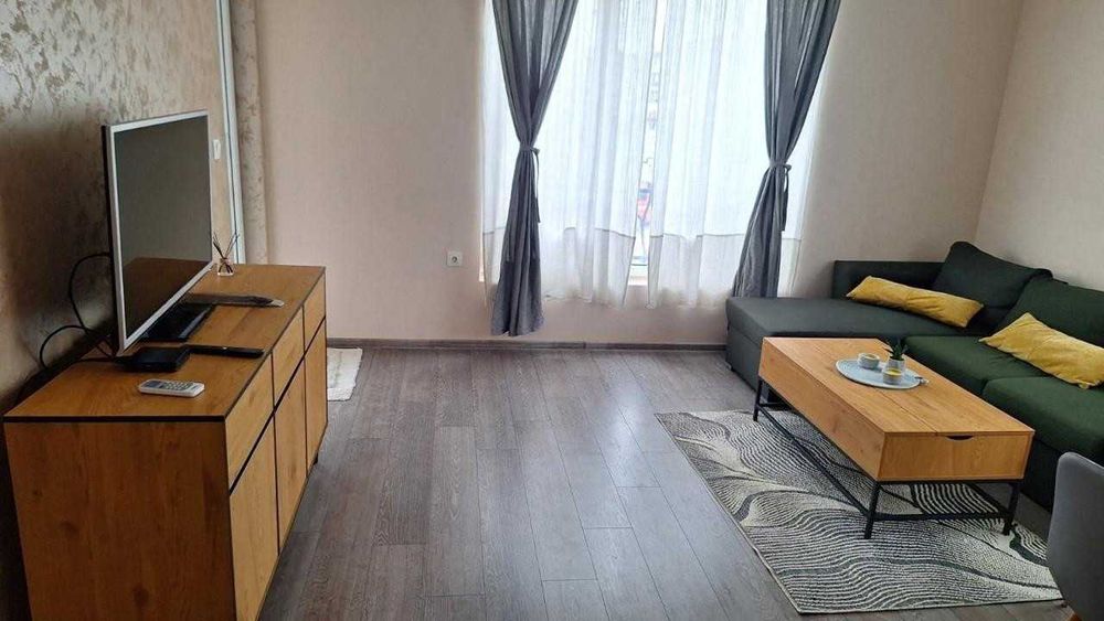 Продава се Двустаен апартамент в Пловдив, Остромила - 74 кв.м за 1933 €/кв.м - Снимка #3