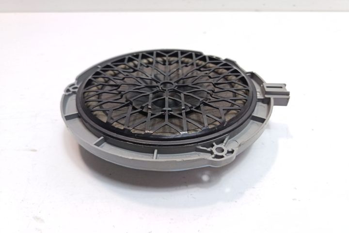 Boxa spate 980932028000 Peugeot 2008 prima generatie