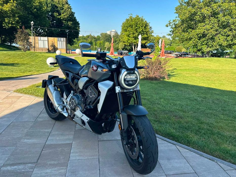 Vand Honda CB1000 R Neo-cafe racer - impecabil