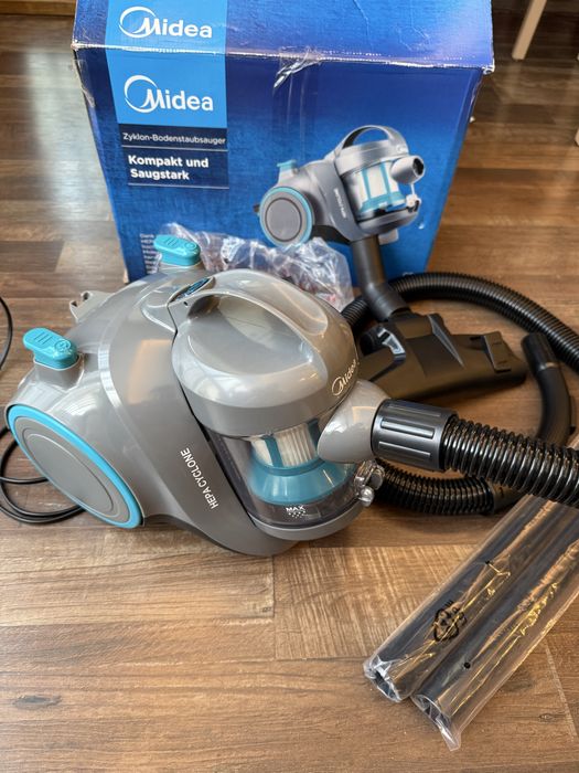 НОВА Прахосмукачка Medea Hepa Cyclon, модел без торба