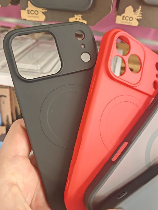 IPhone 17 Pro Max луксозни Magsafe гърбове