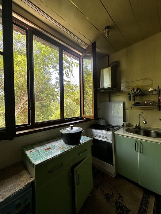 Srochna sotiladi ! 2 xonali Chilonzor 8