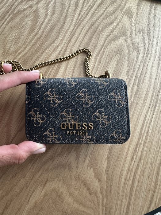 Guess - малка чанта