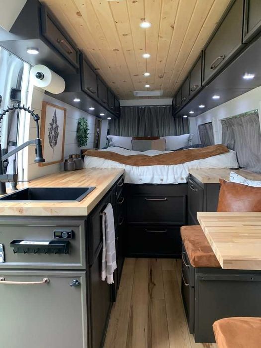 Reparatii camper rulota