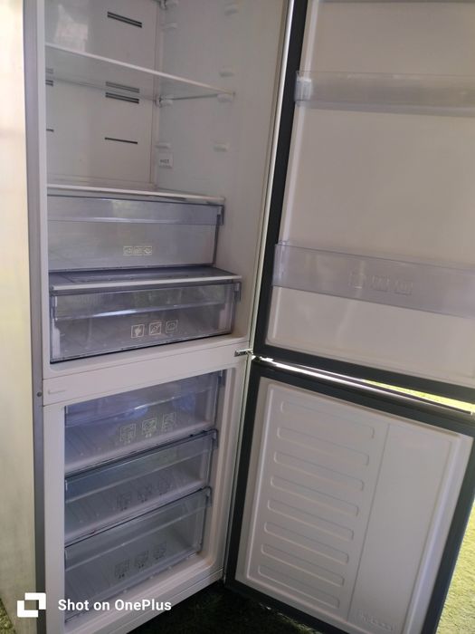 Vând mașină de spălat beko slim și frigider Beko no frost