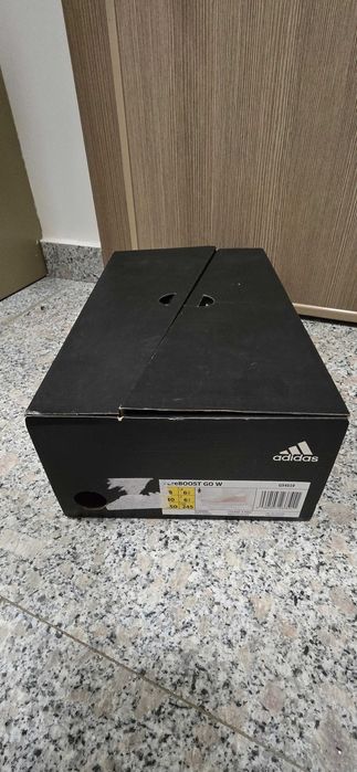 Маратонки Adidas!!