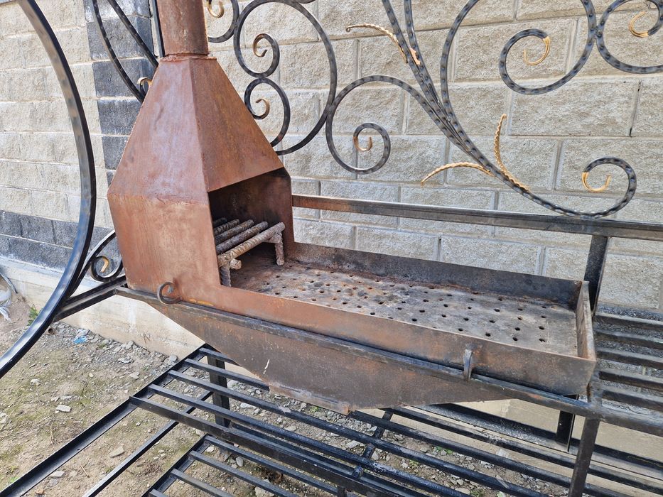 Продам стационарный мангал казан