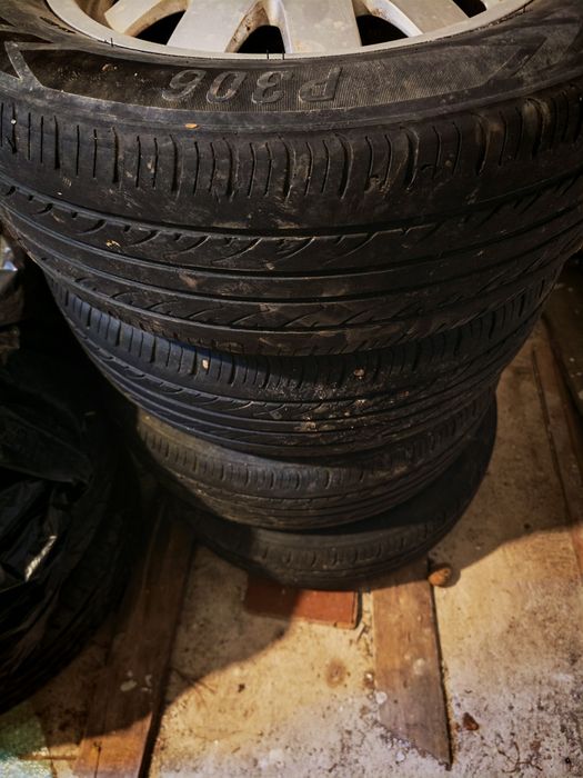 Anvelope M+S 245/45/18 2 bucăți Stare Buna 4 JANTE AUDI R16