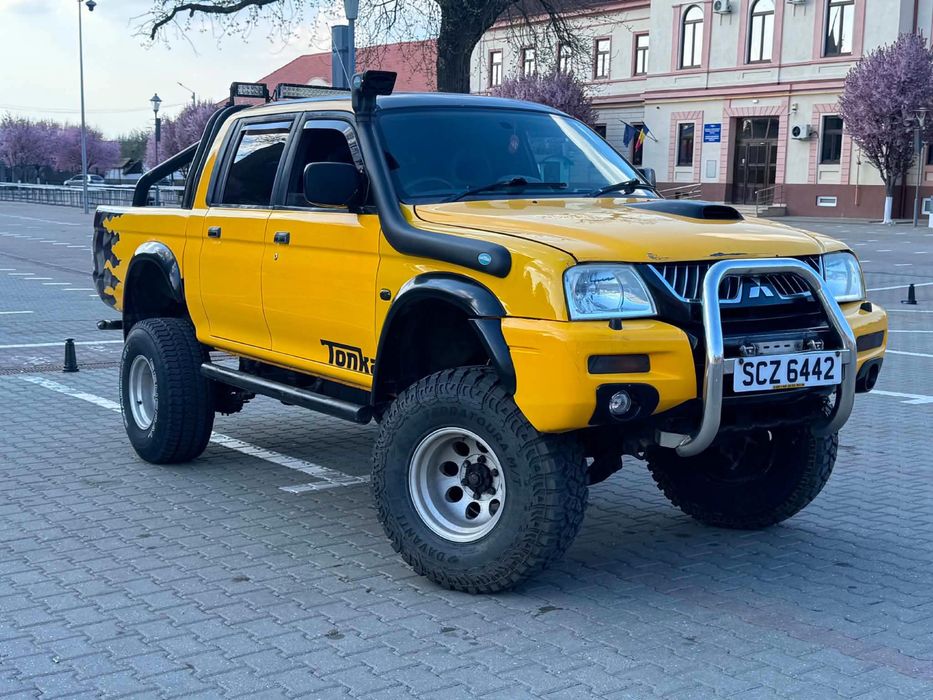 Vand Mitsubishi L200 MONSTER TRUCK An 2003  Full Kit de înălțare pentru off road