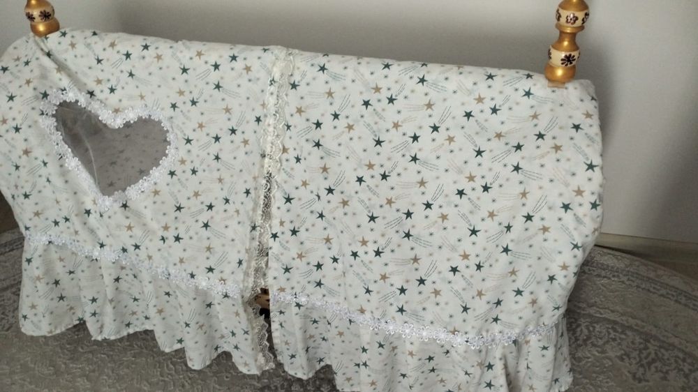 Бесік шүмегімен бірге