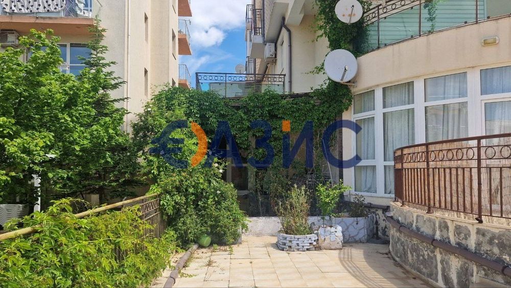 Апартамент с 1 спалня, партер, 72.5 кв. м., Свети Влас, цена 78000