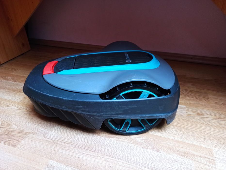 Robot tuns gazonul Gardena Sileno City 500 mp.