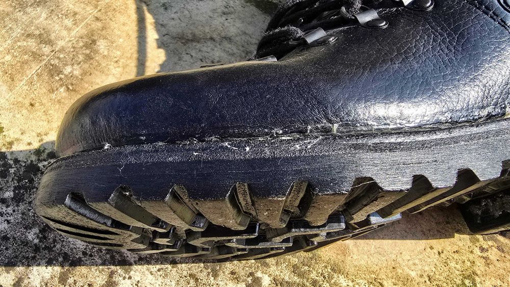 Обувки за планина - преходи, естествена кожа