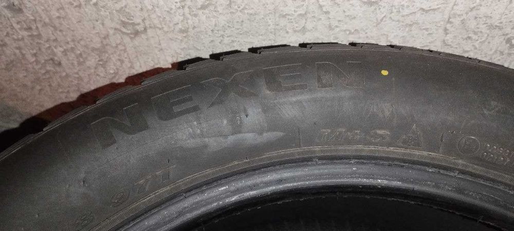 Автомобильные шины Nexen WINGUARD ice plus 235/50 R18