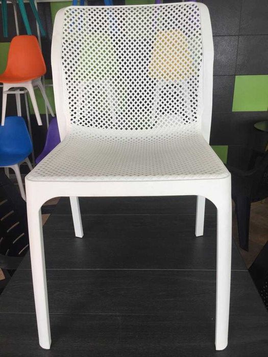 Стул пластиковый "Нова"