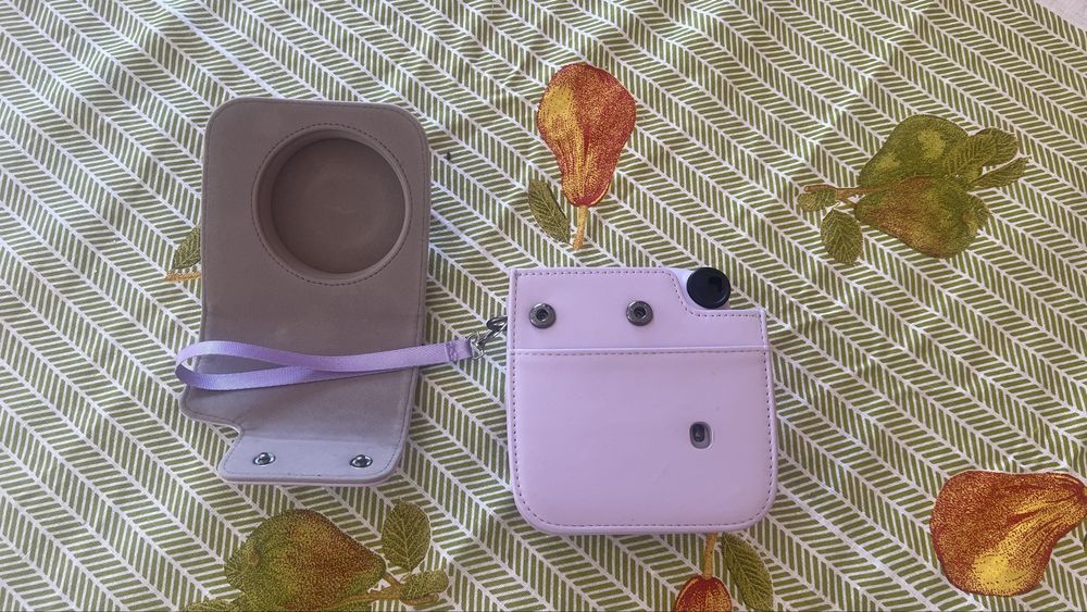 Fujifilm Instax Mini 12 лилава + калъф