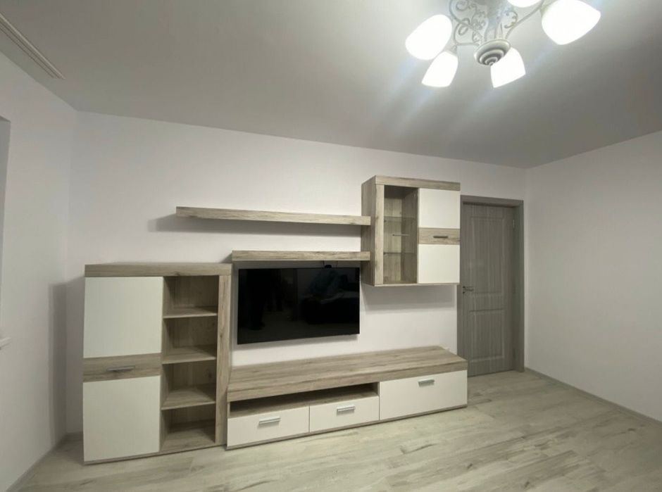 Închiriez apartament cu două camere