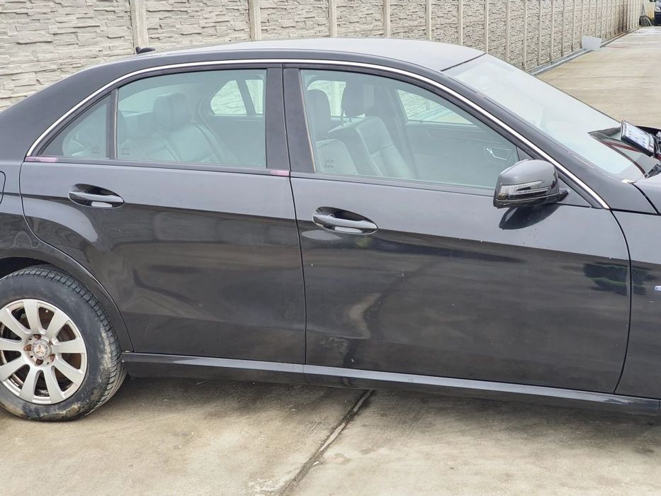 OGLINDA MERCEDES E CLASS W212 D.