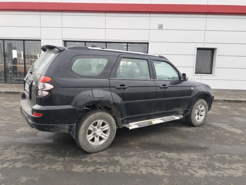 Продам авто джип полноценный рамный