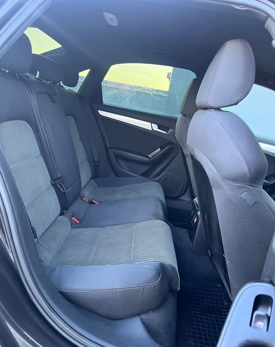 Audi A4 b8 S-line 1.8 benzina inm in ro