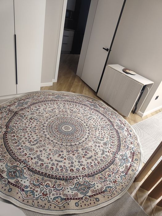 Продам ковры (2шт)